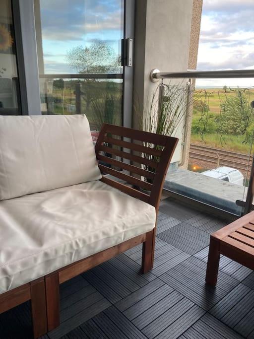 Beautiful 2 Bedroom Flat Overlooking Golf Course Carnoustie Luaran gambar